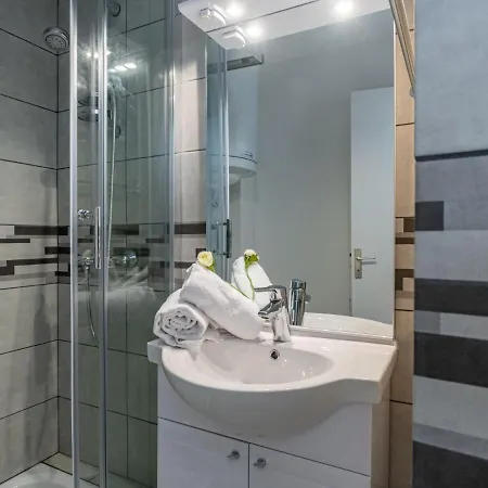 Maison Port En Dro-3 By Interhome * كارناك
